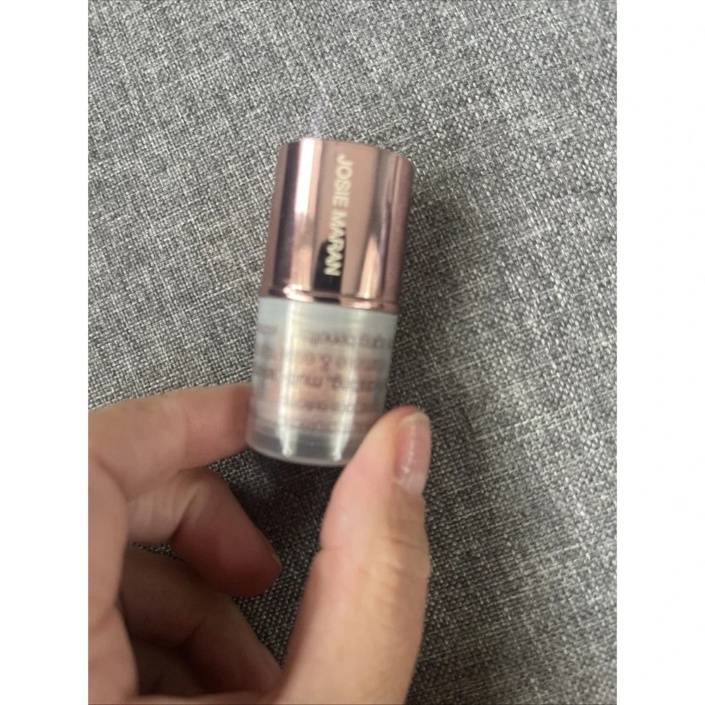 Josie Maran Argan Color Stick Golden Kiss 0..21 oz New Without Box